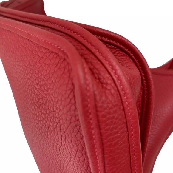 AUTH 2023 HERMES H GHW EVELYNE III PM ROUGE VIF CLEMENCE CROSSBODY SADDLE BAG - Picture 9 of 16